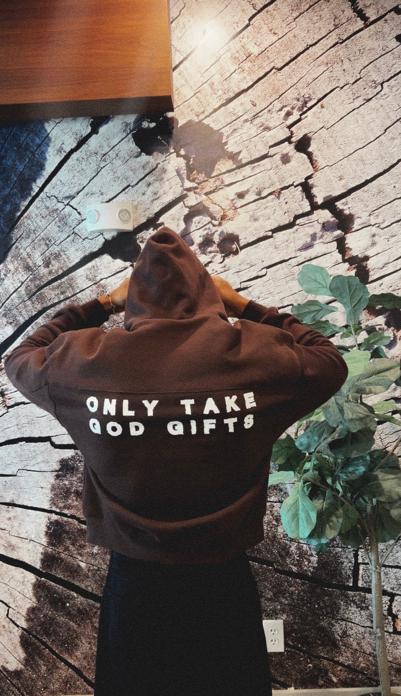 GOD GIFTS BOXY CROPPED HOODIE