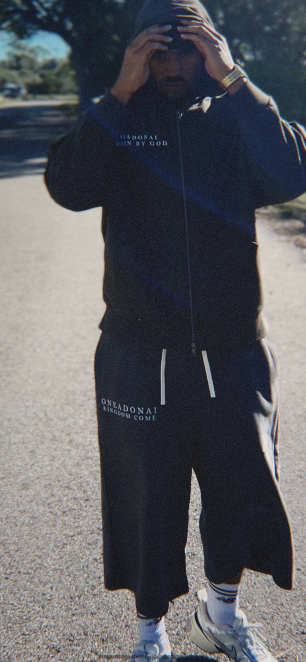OVERSIZED SWEATSHORTS