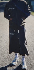 OVERSIZED SWEATSHORTS