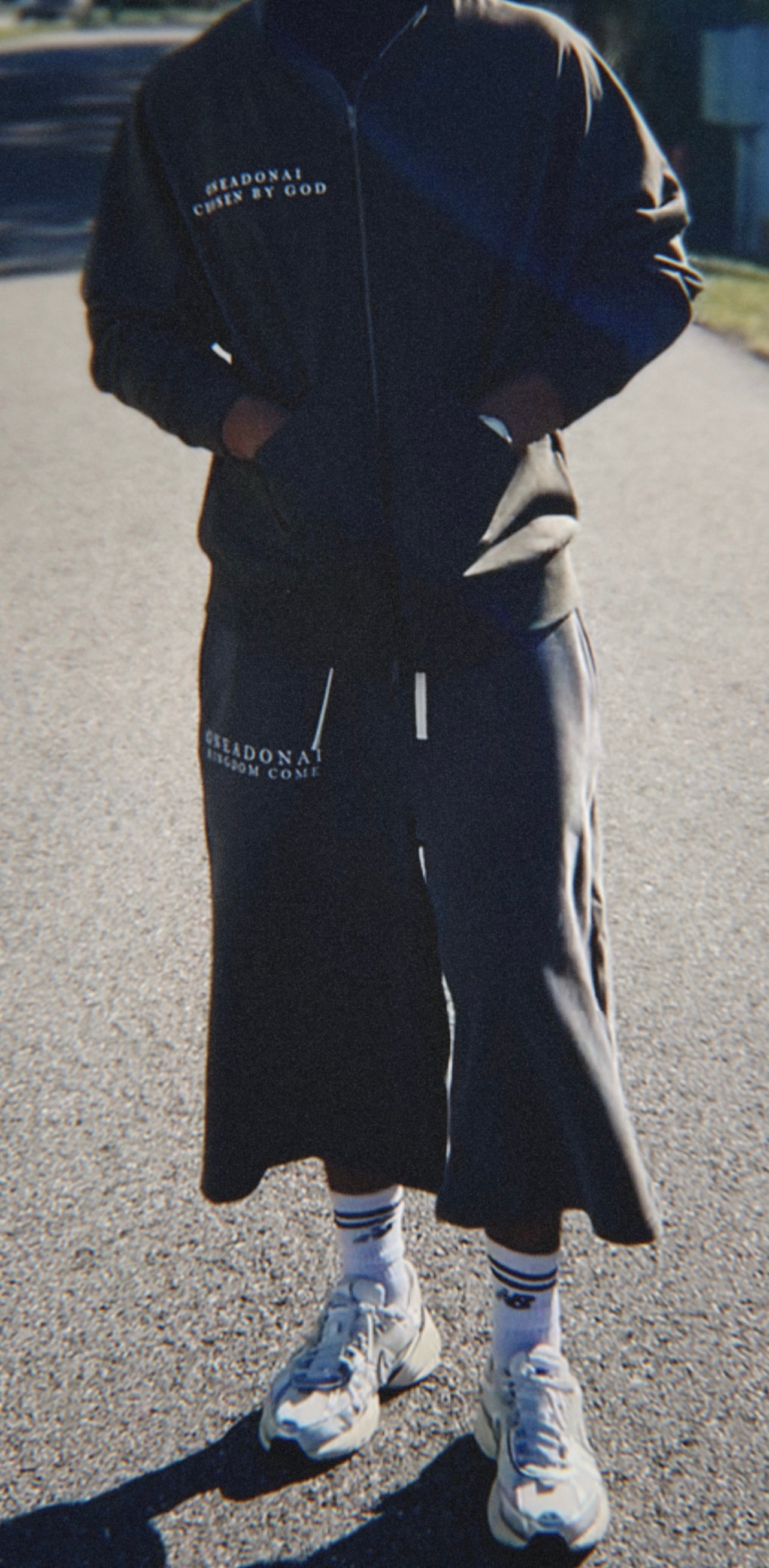 OVERSIZED SWEATSHORTS